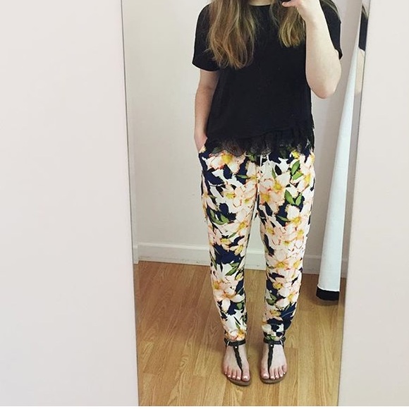 J. Crew Cove Floral Drawstring Pant - Picture 1 of 1